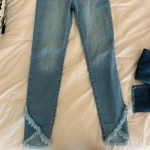 High Waisted Jeans